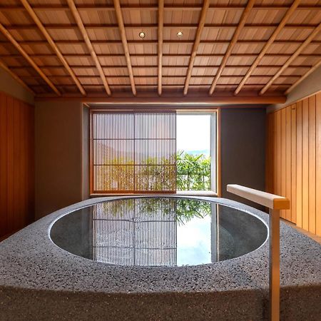 Hotel Wakamizu Takarazuka Exteriör bild