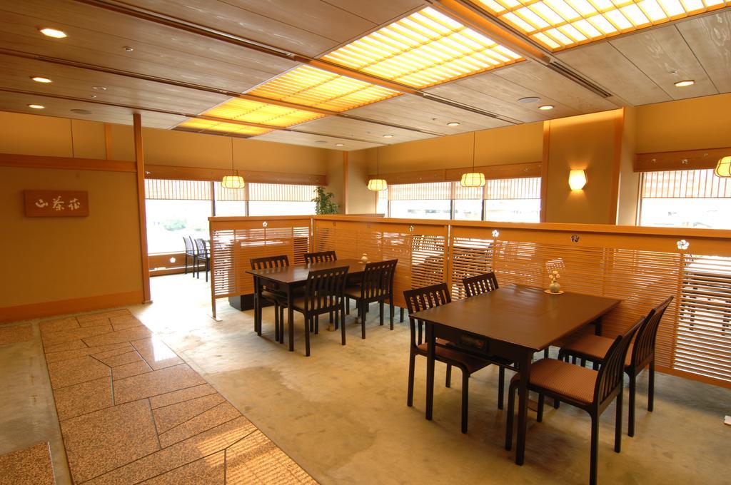 Hotel Wakamizu Takarazuka Exteriör bild