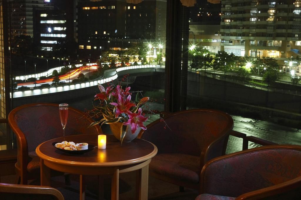 Hotel Wakamizu Takarazuka Exteriör bild