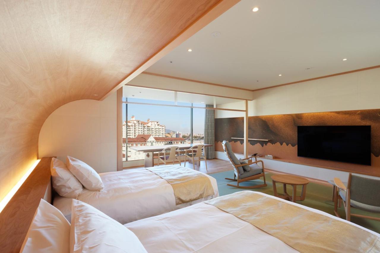 Hotel Wakamizu Takarazuka Exteriör bild