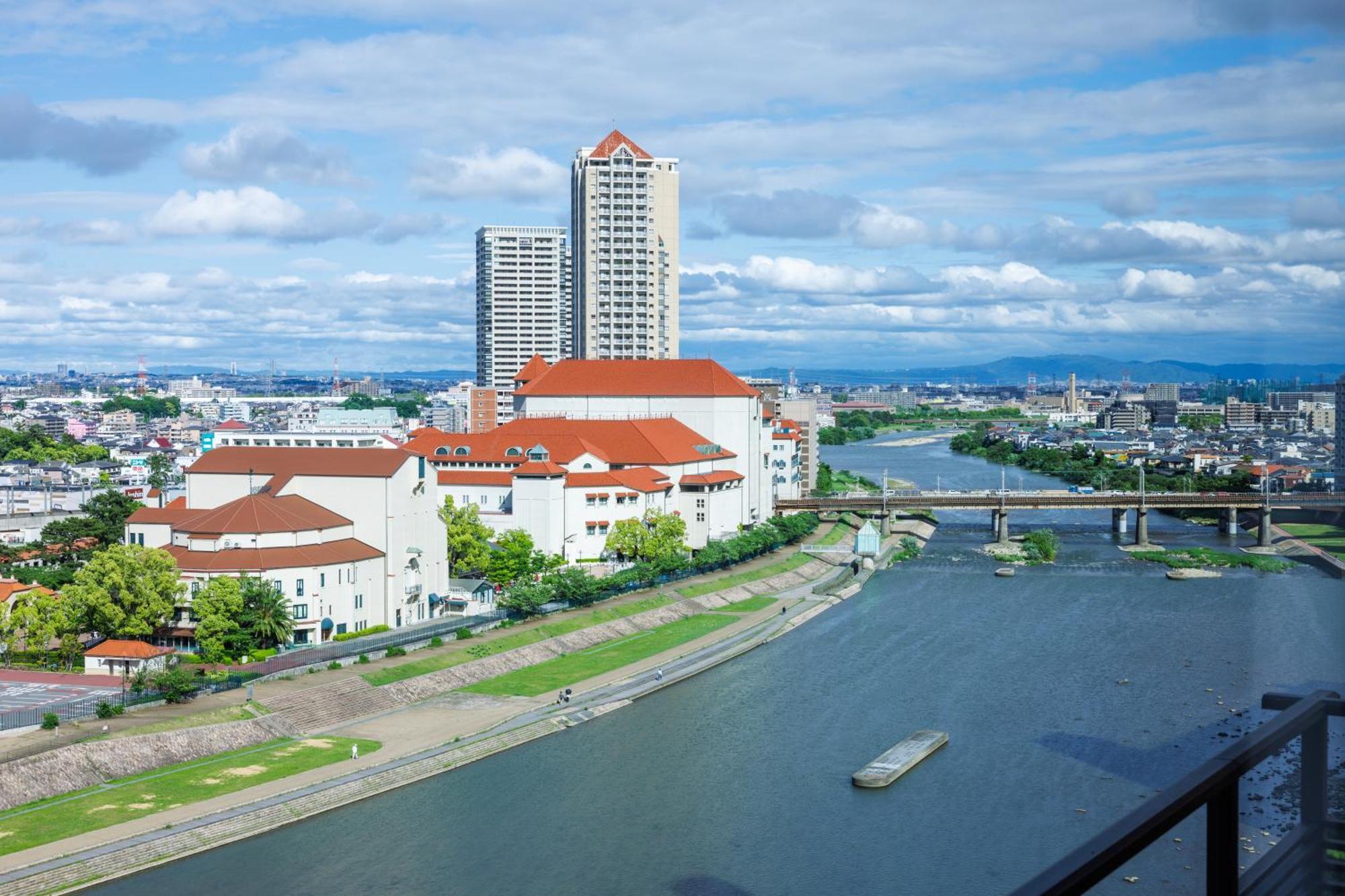 Hotel Wakamizu Takarazuka Exteriör bild