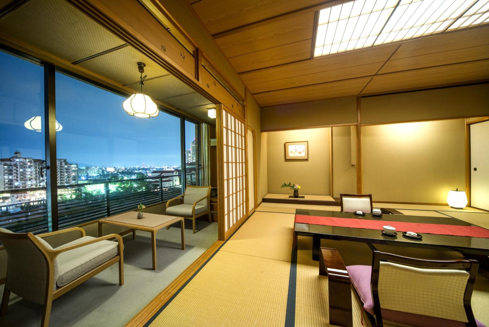 Hotel Wakamizu Takarazuka Rum bild