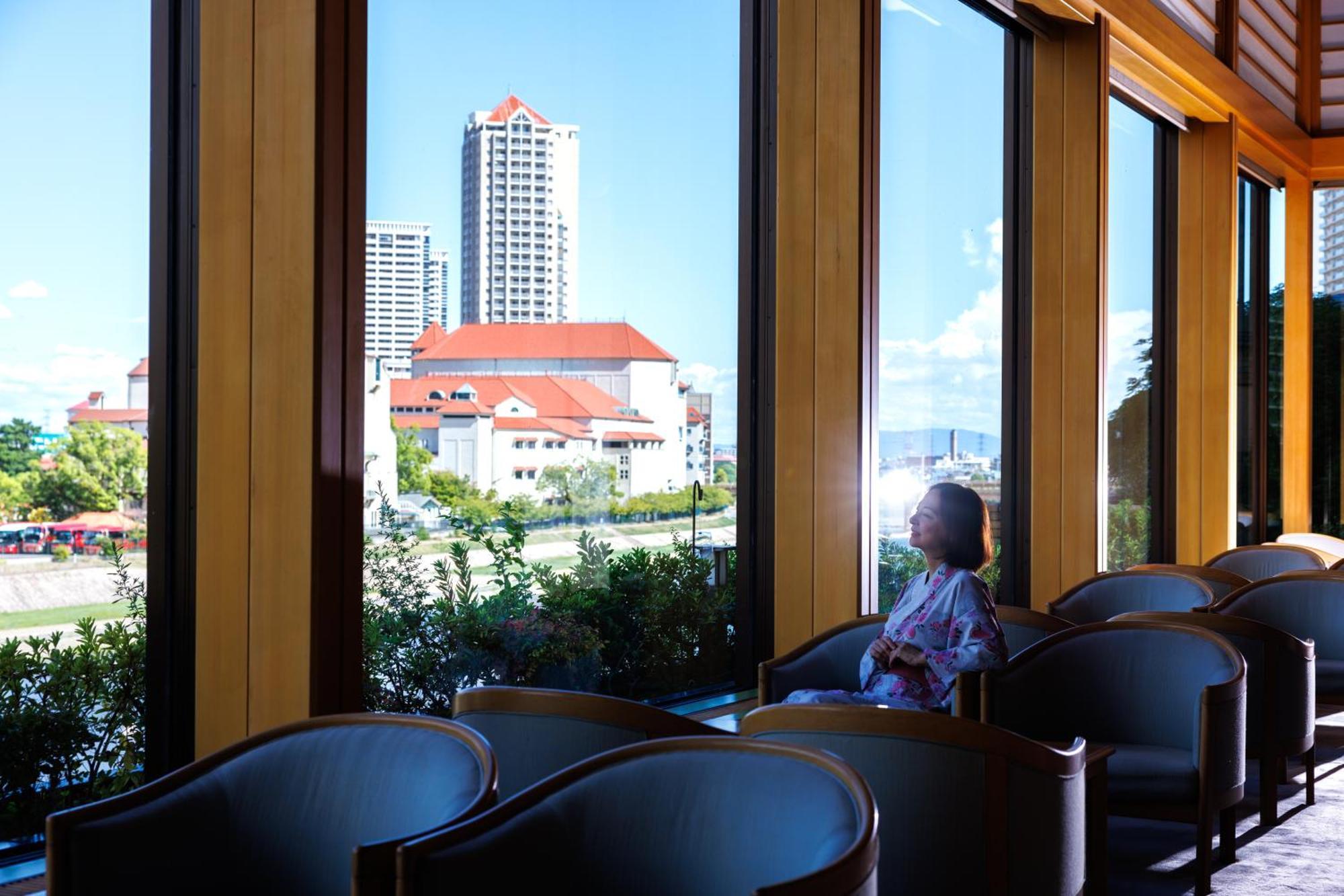 Hotel Wakamizu Takarazuka Exteriör bild